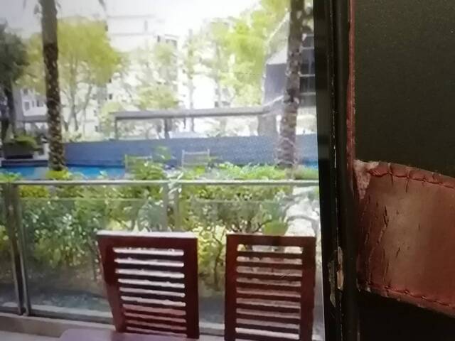 2 mins walk to Lorong Chuan Mrt Stn