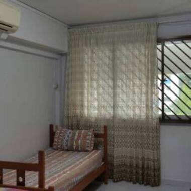Common room at 142 teck whye lane for rent! Aircon wifi!