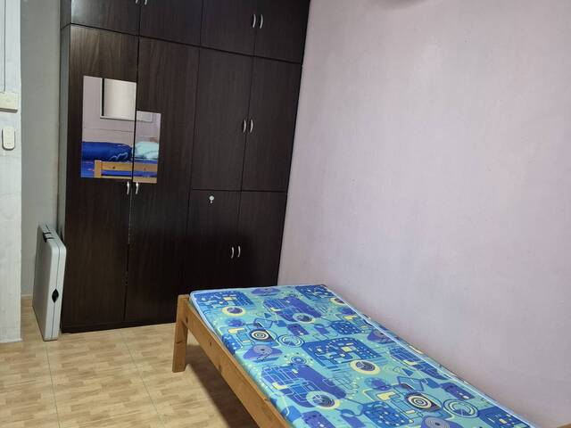 LOOKING FOR 1 FEMALE TENANT TO SHARED A ROOM.