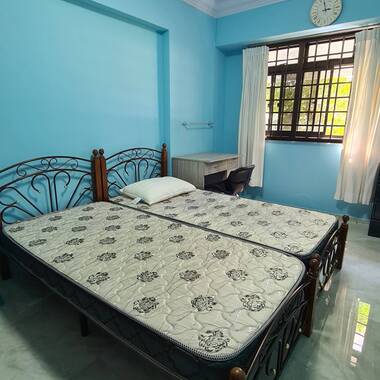 Spacious Female common room With A/C & Wifi