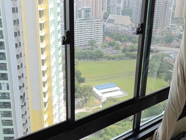 Tiong Bahru HDB  High Floor Common Room For Rent