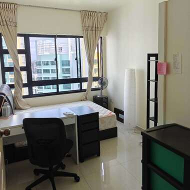 Tiong Bahru HDB  High Floor Common Room For Rent