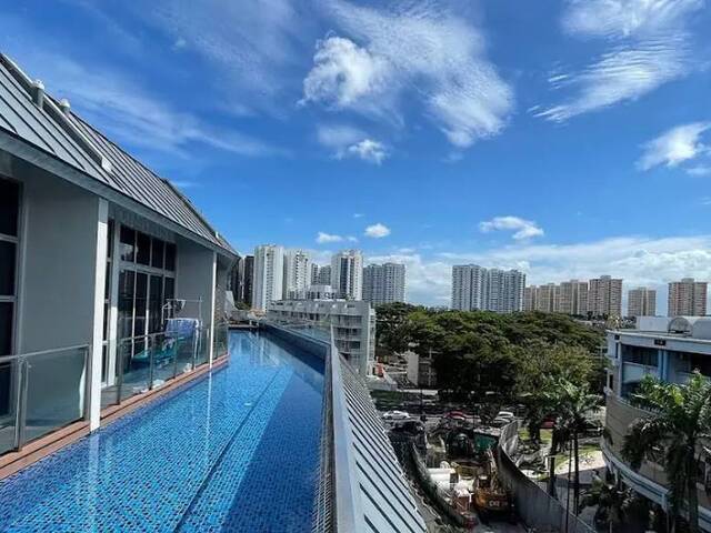 Cozy room for students/interns at Siglap