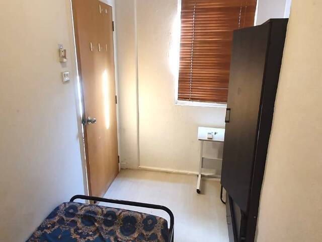 Single room at lavender street. Rm code: LavBasin