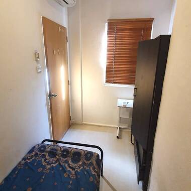 Single room at lavender street. Rm code: LavBasin