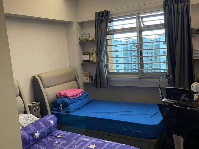 Common Room For Rent