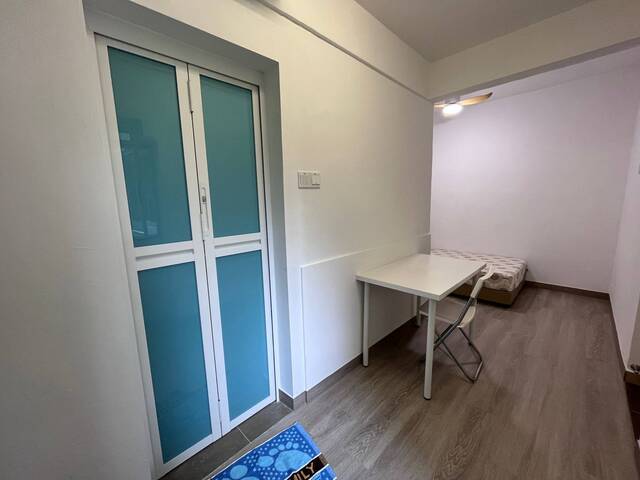 Studio/ ensuite bathroom @Caldecott/Braddell area.