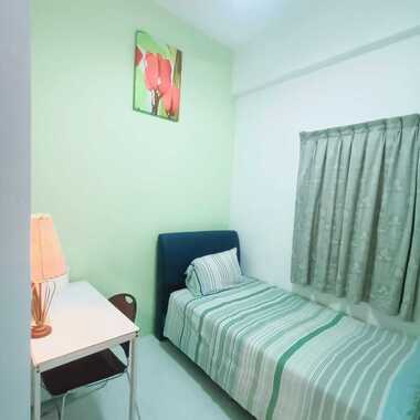 Cozy Super Single Room in a peaceful, green environment ā ideal for students or working professional