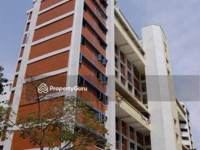 Common room. For rent at blk 805 Tampines Avenue 4.Near to Tampines East MRT! NO AGENT FEE
