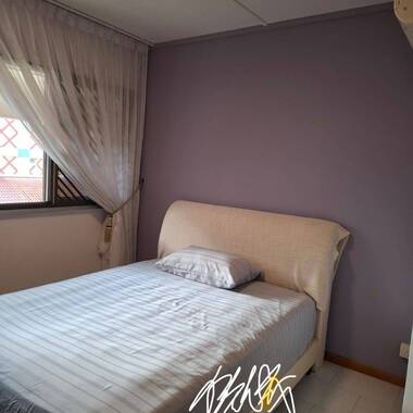 Bishan spacious common room