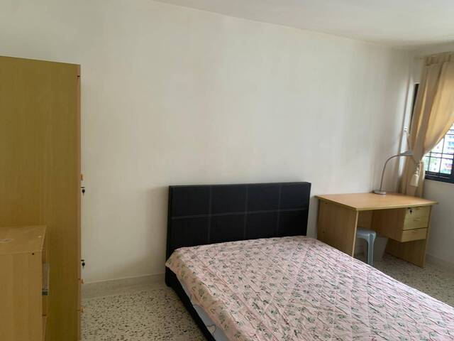 Common room at 44 bedok south road for rent! Wifi available!