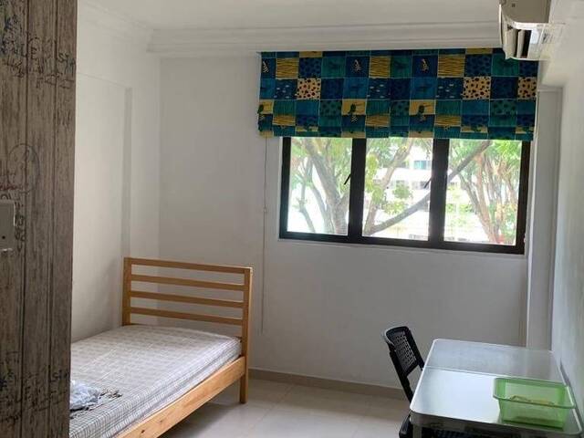Renovated room @ 428 AMK - 6 mins MRT