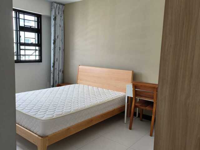 Common Room @ Punggol Dr BLK 642B! AC & wifi!