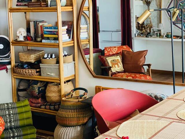 Heritage ground floor garden room in 2 person only flat share