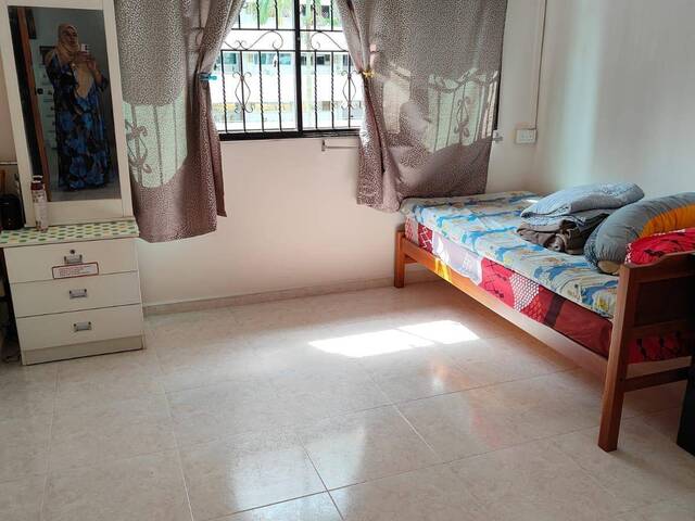📍 Common Room for Rent – Blk 62 Dakota Crescent