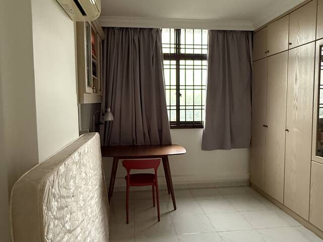 Hougang Common Room for rent