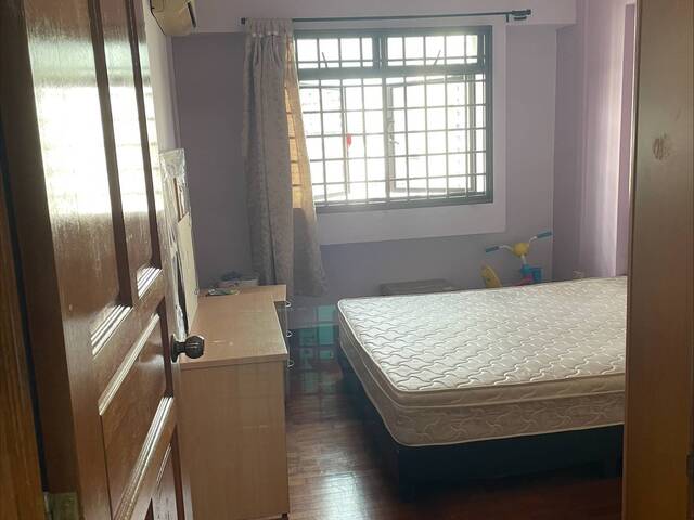 Common Room Rent near Bakau LRT