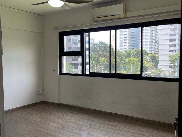 Studio &Common Room for rent next to Siglap MRT/Beac