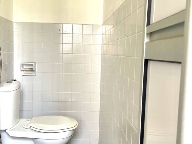 Studio &Common Room for rent next to Siglap MRT/Beac