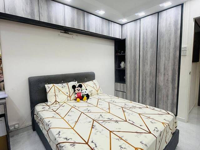 CLEAN ROOM FULLY FURNISHED READY FOR RENT WITH WIFI