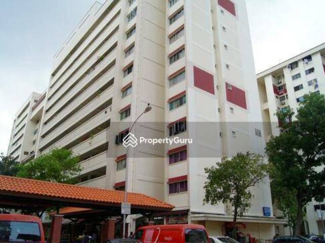Common room for Rent at Blk 524 Hougang Avenue 6. Own bathroom! NO AGENT FEE