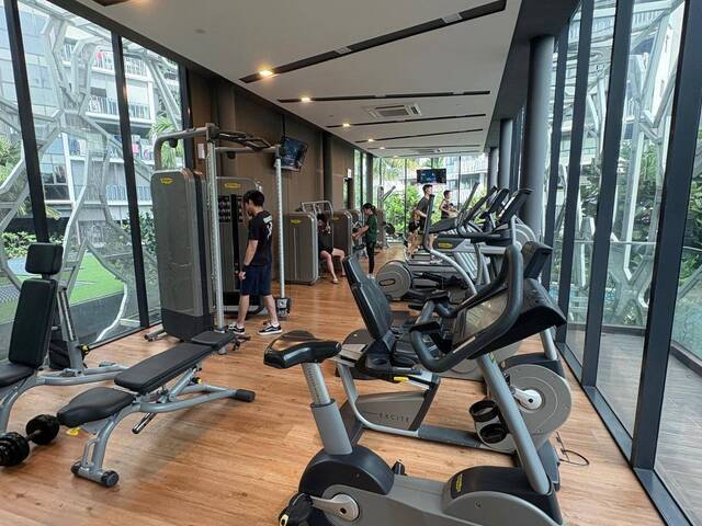 Fully furnished master bedroom in accessible location