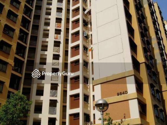 Common Room @ Buangkok Link 984D! NO AGENT FEE!