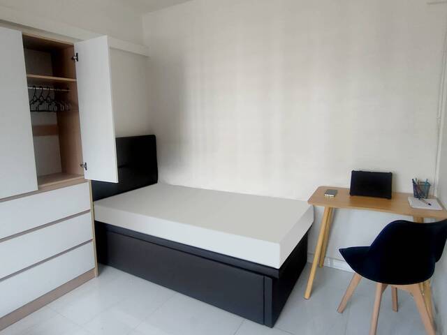 Big Room Near AMK Hub & MRT / Mayflower MRT