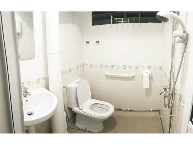 Big Room Near AMK Hub & MRT / Mayflower MRT