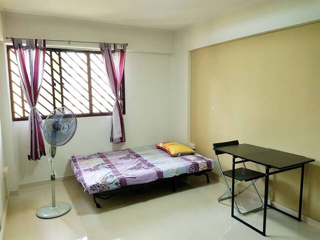 Ready Move-in, Blk 113 Jurong East, St13, w Aircon, Utility, WIFI,Min to Chinese Garden & J.East MRT