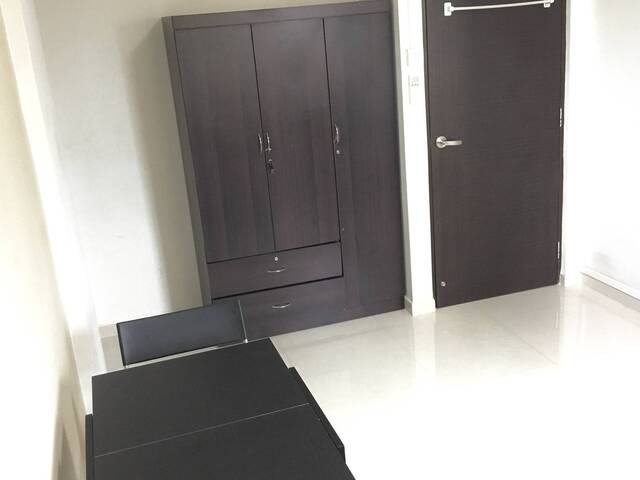 Ready Move-in, Blk 113 Jurong East, St13, w Aircon, Utility, WIFI,Min to Chinese Garden & J.East MRT