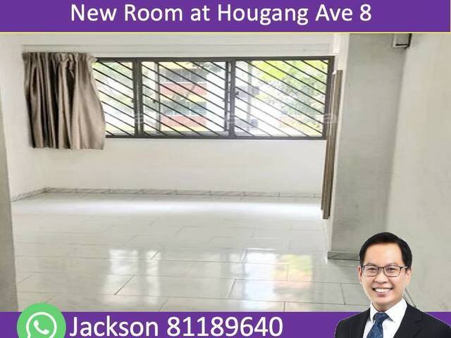 Common room at BLK613 Hougang Ave 8