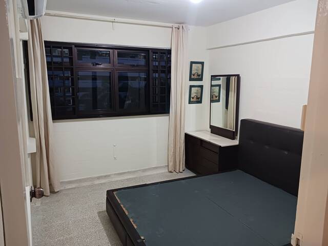 4 room flat at Blk 17 Marine Terrace