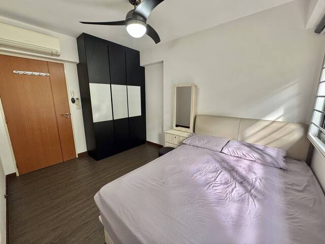 Common Room for rent at Blk 572B, Woodlands Ave 1