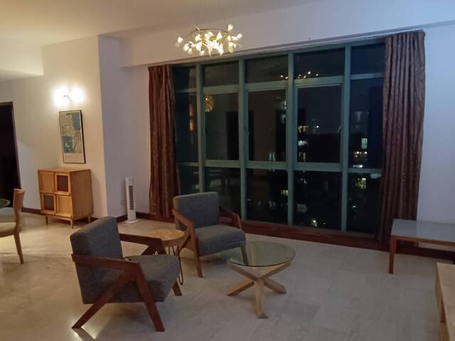 Quiet beautiful large 1001sqft 2bedroom condo unit in Hillview