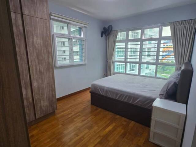 Master room for rent