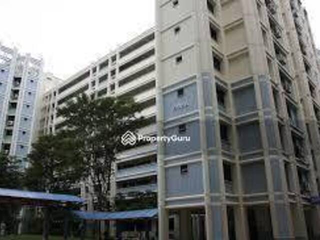 Common Room for rent at Blk 898A Woodlands Drive 50. (Female Only) NO AGENT FEE