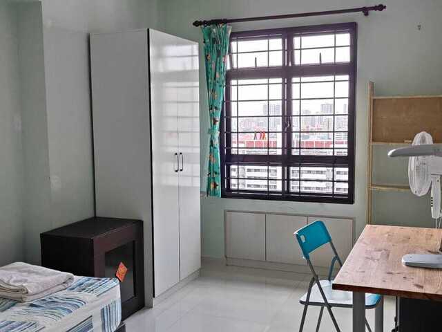 Toa Payoh Central Common Room for rent