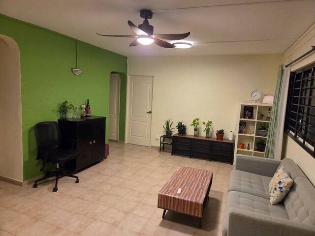 Master room rental - 137 Potong Pasir Avenue 3