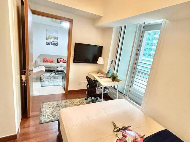 Newly Furnished Big Master Room - One Raffles place/MBFC/Asia Square