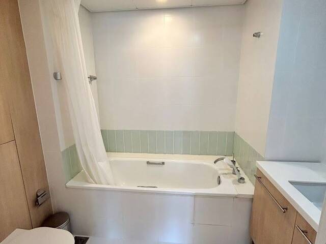 Newly Furnished Big Master Room - One Raffles place/MBFC/Asia Square