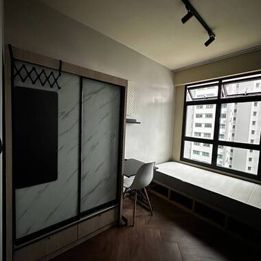 Common room at 818c Choa Chu Kang avenue 1 for rent! Aircon wifi!