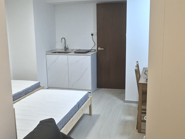 Studio flat near Hougang MRT