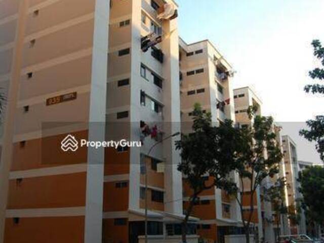 Master Room for rent at blk 935 Tampines Street 91. Near to Tampines West MRT, NO AGENT FEE