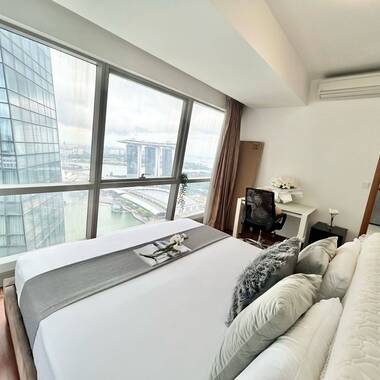 The Sail Condo FULL FURNISH STUDIO , Overlooking Marina bay Sands.