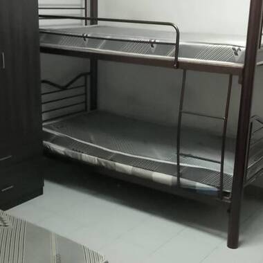 Common room at 39 circuit road for rent! Wifi available!