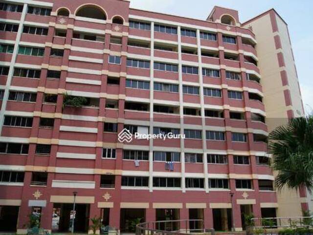 4R flat for rent at Blk 450 Hougang Avenue 10. Near to Buangkok MRT! NO AGENT FEE