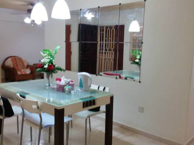 PUNGGOL FIELD 5 room flat (cozy 3 rooms + 1 hall + 2 toilets ) June available