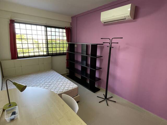 Clean & spacious room near to Pasir Ris MRT