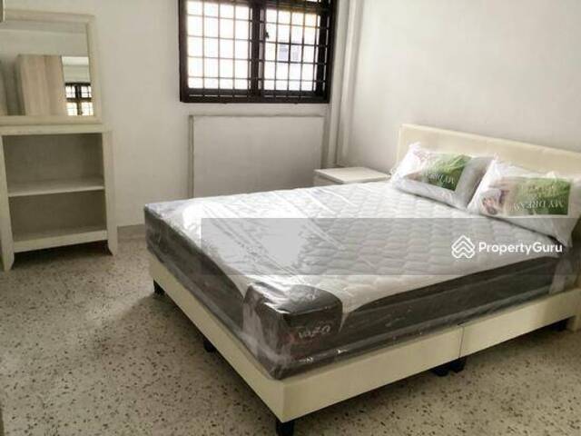 For Rent Whole Unit 2+1 small room at Outram Park (Blk 6 Everton Park)